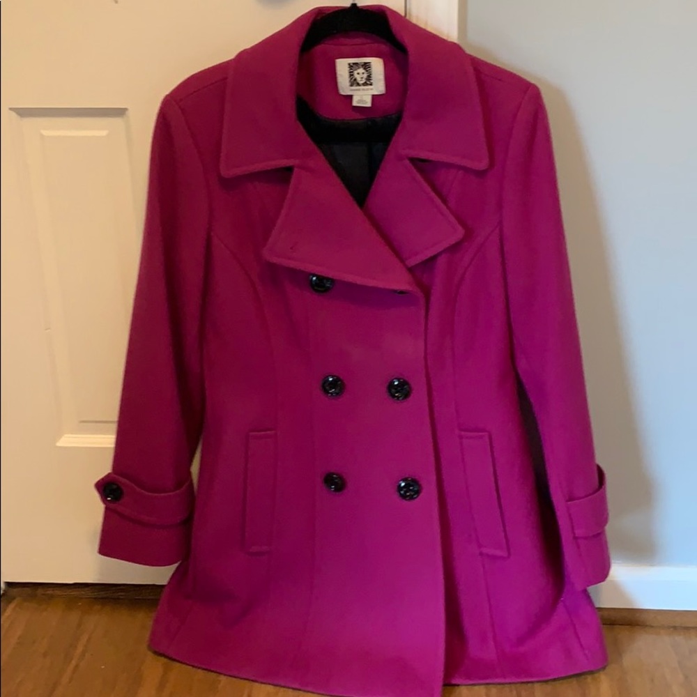 Anne Klein coat. Size L.